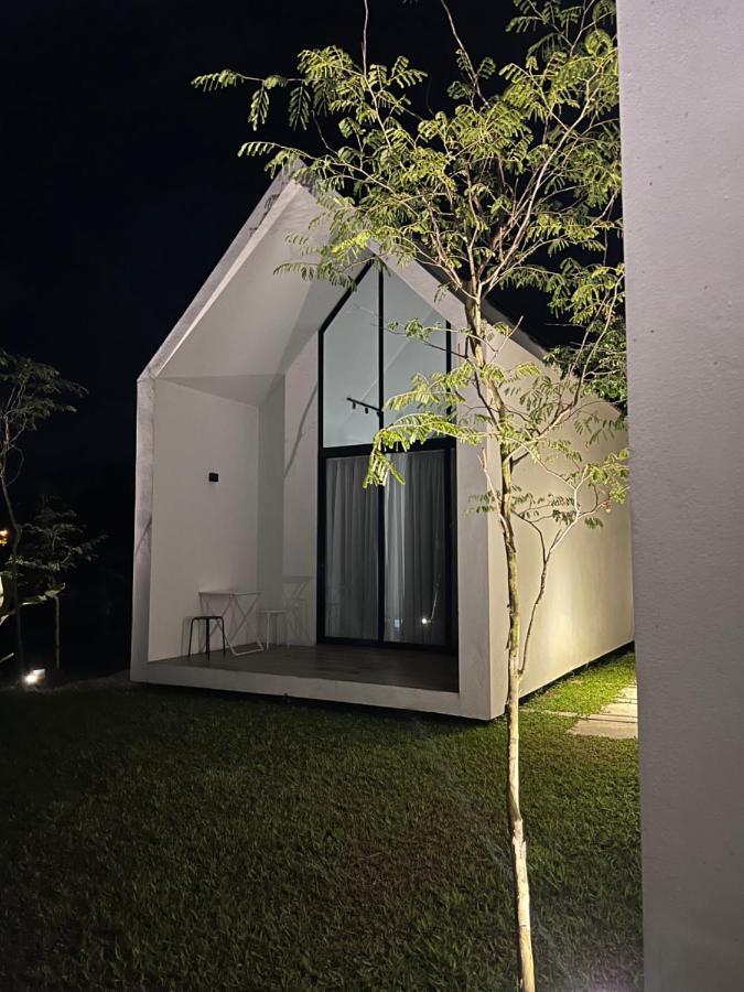 Ezu Isle Langkawi Pool Villa 珍南海滩 外观 照片
