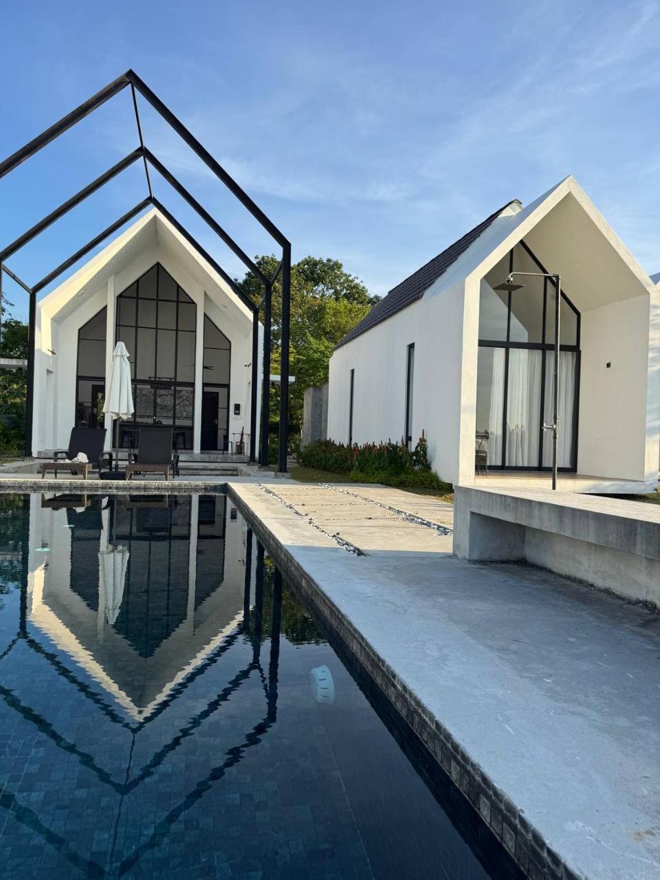 Ezu Isle Langkawi Pool Villa 珍南海滩 外观 照片